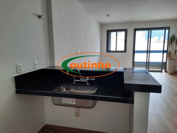 Apartamento à venda com 1 quarto, 44m² - Foto 13