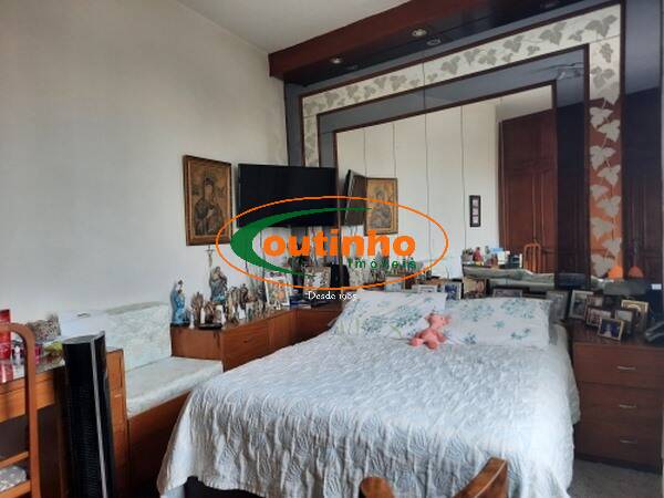 Apartamento à venda com 3 quartos, 140m² - Foto 8