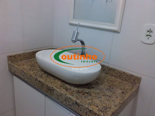 Apartamento à venda com 3 quartos, 116m² - Foto 21