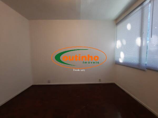 Apartamento à venda com 4 quartos, 150m² - Foto 5