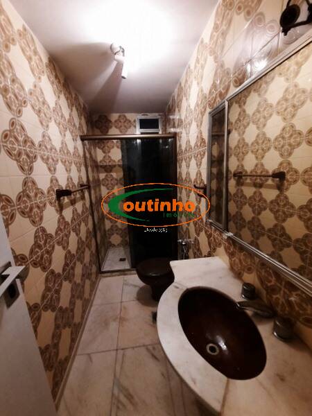 Apartamento à venda com 4 quartos, 150m² - Foto 13