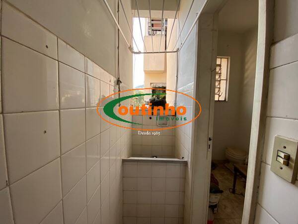 Apartamento à venda com 2 quartos, 60m² - Foto 9