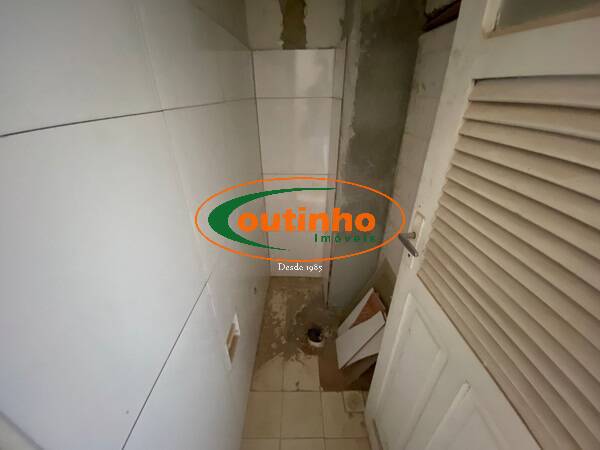 Apartamento à venda com 2 quartos, 60m² - Foto 22