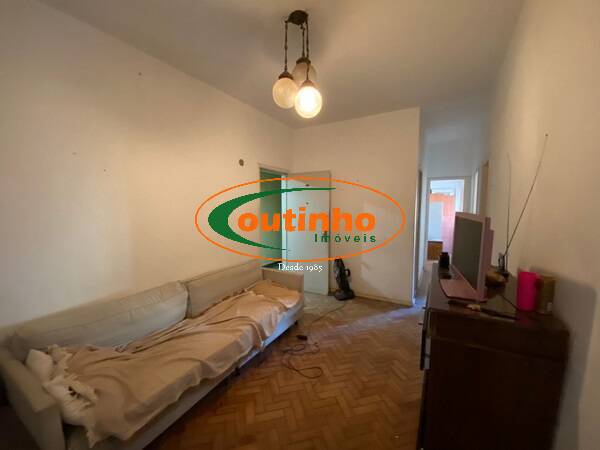 Apartamento à venda com 2 quartos, 60m² - Foto 13