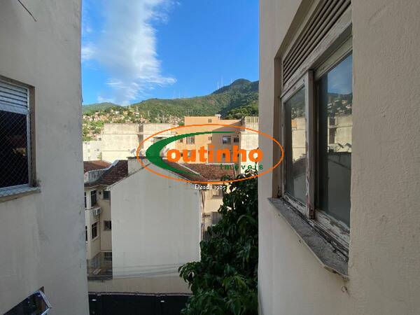 Apartamento à venda com 2 quartos, 60m² - Foto 24