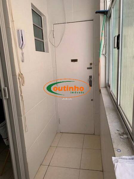 Apartamento à venda com 2 quartos, 81m² - Foto 22