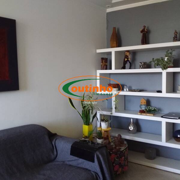 Apartamento à venda com 3 quartos, 129m² - Foto 4