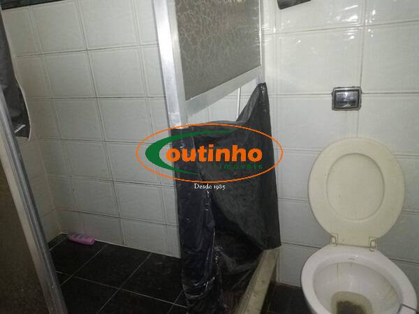 Apartamento à venda com 2 quartos, 60m² - Foto 26