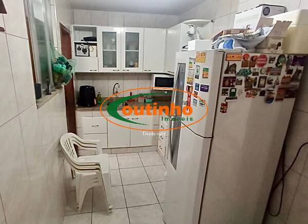 Apartamento à venda com 2 quartos, 70m² - Foto 15