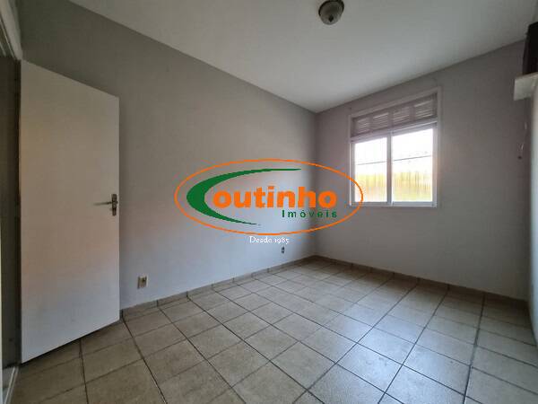 Casa à venda com 7 quartos, 371m² - Foto 18