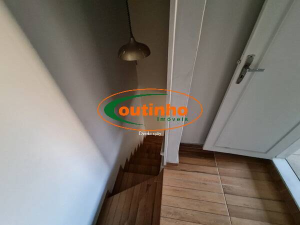 Casa à venda com 7 quartos, 371m² - Foto 21