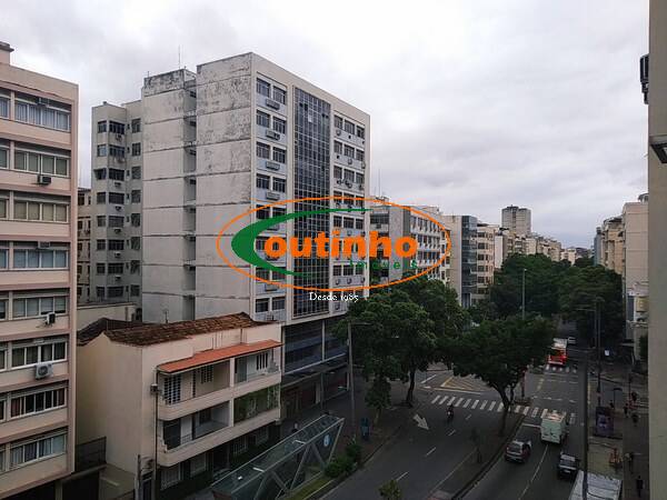 Apartamento à venda com 4 quartos, 130m² - Foto 2