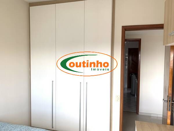 Apartamento à venda com 3 quartos, 97m² - Foto 9