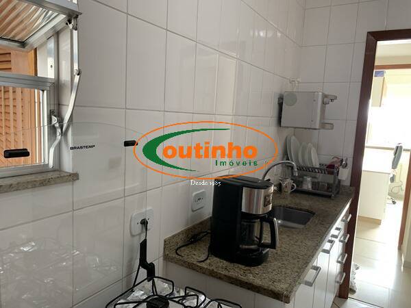 Apartamento à venda com 3 quartos, 97m² - Foto 23