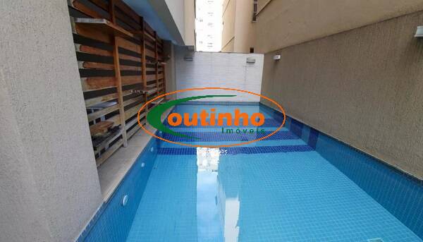 Apartamento à venda com 2 quartos, 68m² - Foto 19