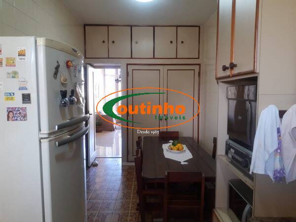 Apartamento à venda com 4 quartos, 165m² - Foto 8