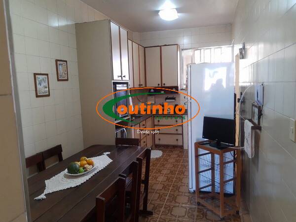 Apartamento à venda com 4 quartos, 165m² - Foto 10