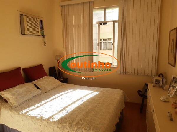 Apartamento à venda com 4 quartos, 165m² - Foto 3