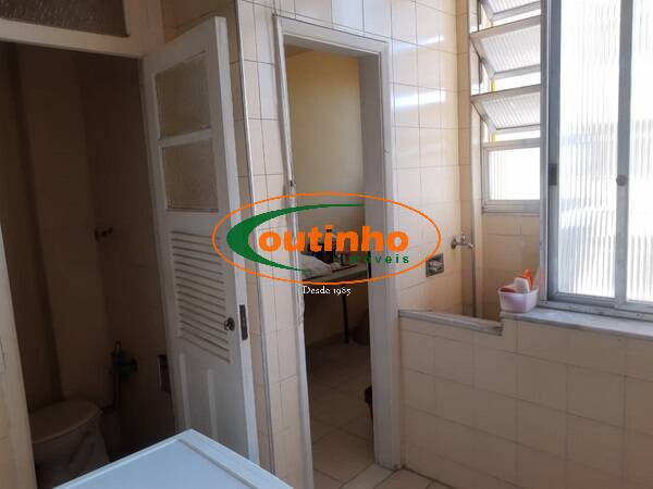 Apartamento à venda com 4 quartos, 165m² - Foto 26