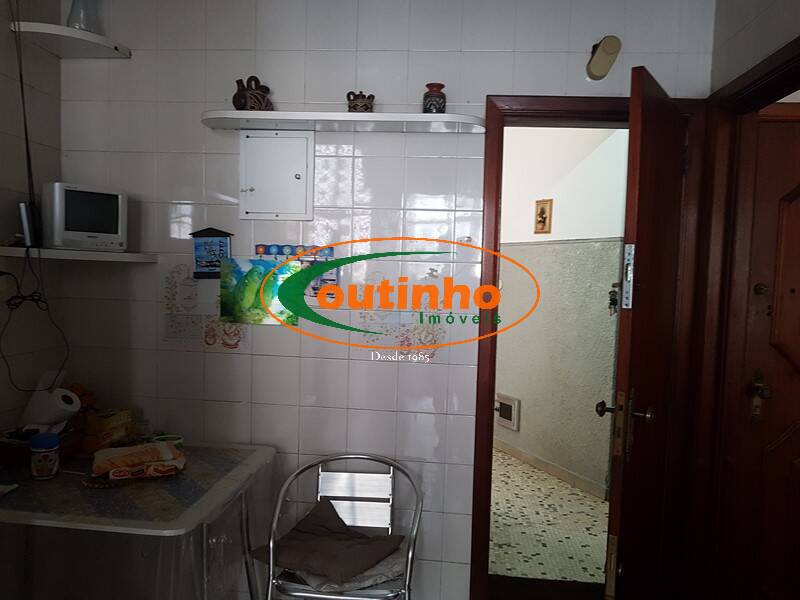 Apartamento à venda com 3 quartos, 76m² - Foto 19