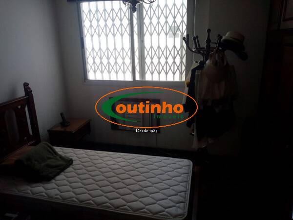 Apartamento à venda com 4 quartos, 180m² - Foto 19