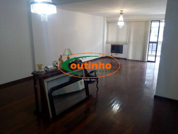 Apartamento à venda com 4 quartos, 180m² - Foto 3