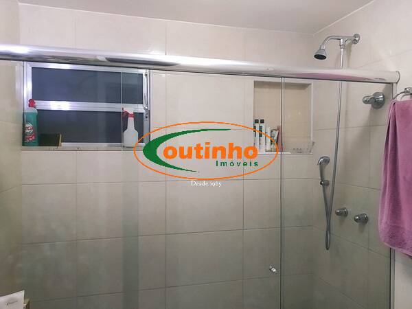 Apartamento à venda com 2 quartos, 75m² - Foto 8