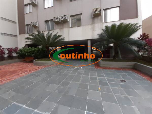 Apartamento à venda com 2 quartos, 76m² - Foto 1