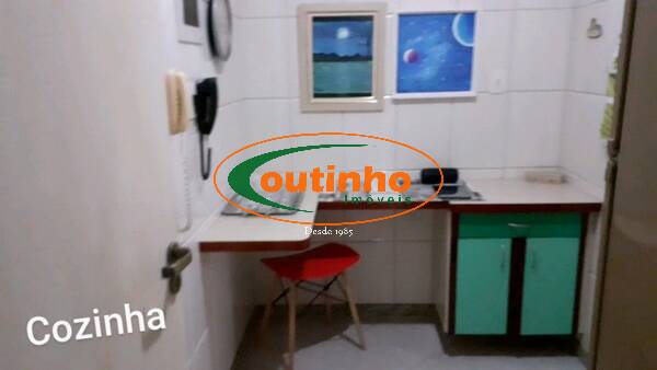 Apartamento à venda com 2 quartos, 76m² - Foto 11