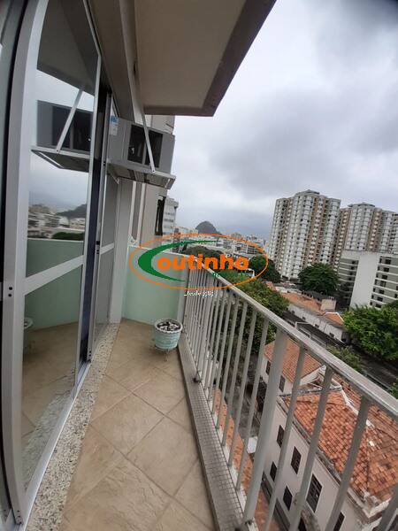 Apartamento à venda com 2 quartos, 76m² - Foto 29