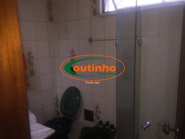 Apartamento à venda com 2 quartos, 95m² - Foto 10