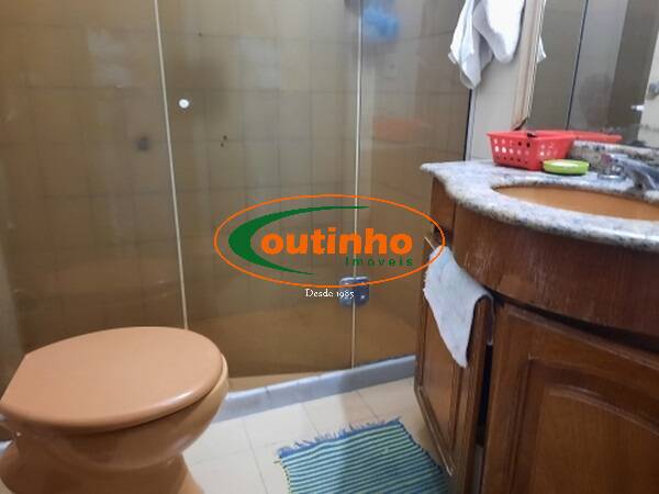 Apartamento à venda com 3 quartos, 111m² - Foto 12