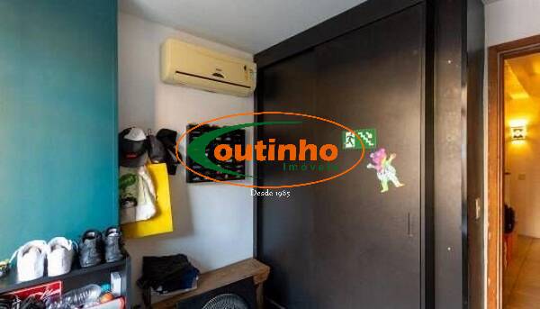 Apartamento à venda com 4 quartos, 200m² - Foto 17