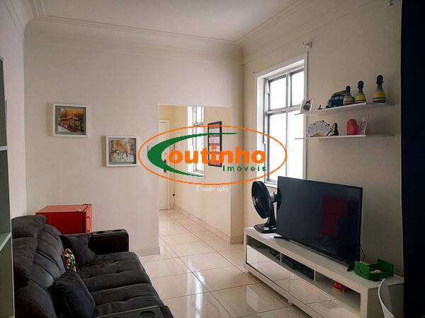 Apartamento à venda com 3 quartos, 90m² - Foto 2