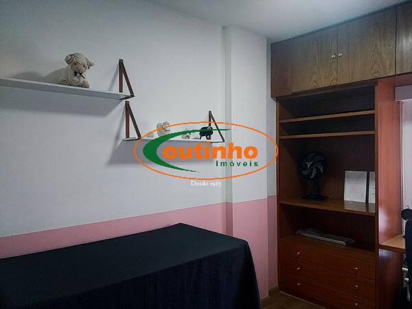 Apartamento à venda com 2 quartos, 65m² - Foto 23