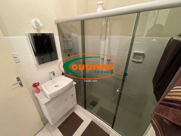 Apartamento à venda com 2 quartos, 63m² - Foto 6