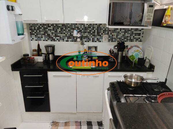 Apartamento à venda com 3 quartos, 82m² - Foto 29