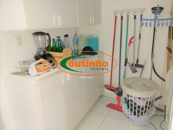 Apartamento à venda com 3 quartos, 82m² - Foto 31