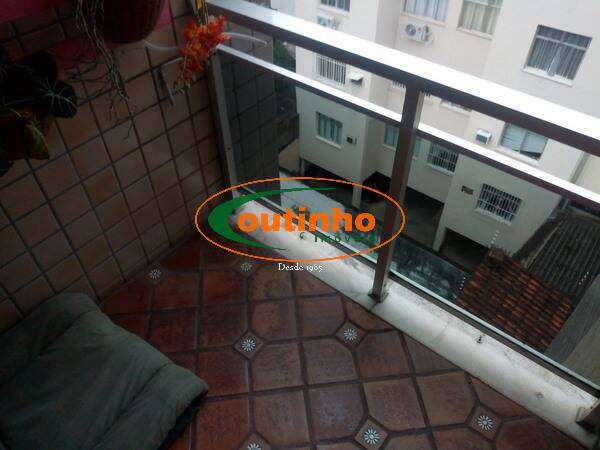 Apartamento à venda com 3 quartos, 119m² - Foto 19