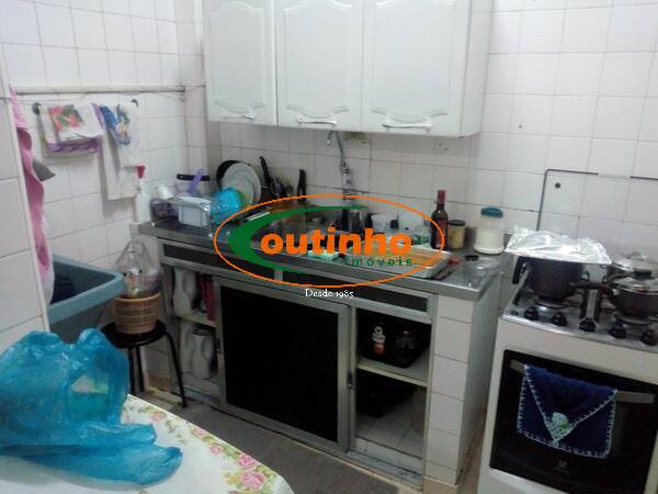 Apartamento à venda com 2 quartos, 70m² - Foto 15