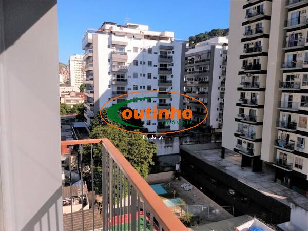 Apartamento à venda com 2 quartos, 74m² - Foto 1