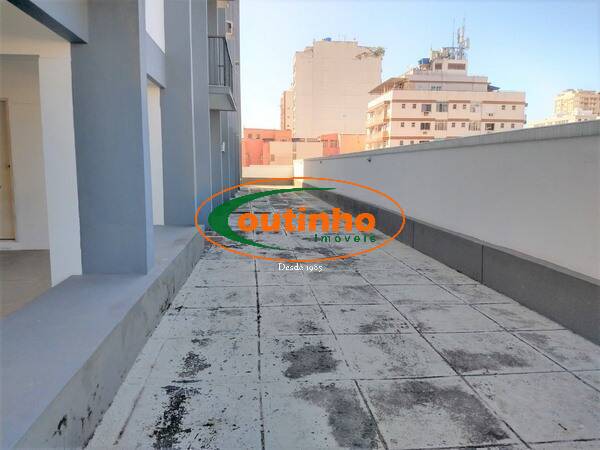 Apartamento à venda com 2 quartos, 74m² - Foto 39