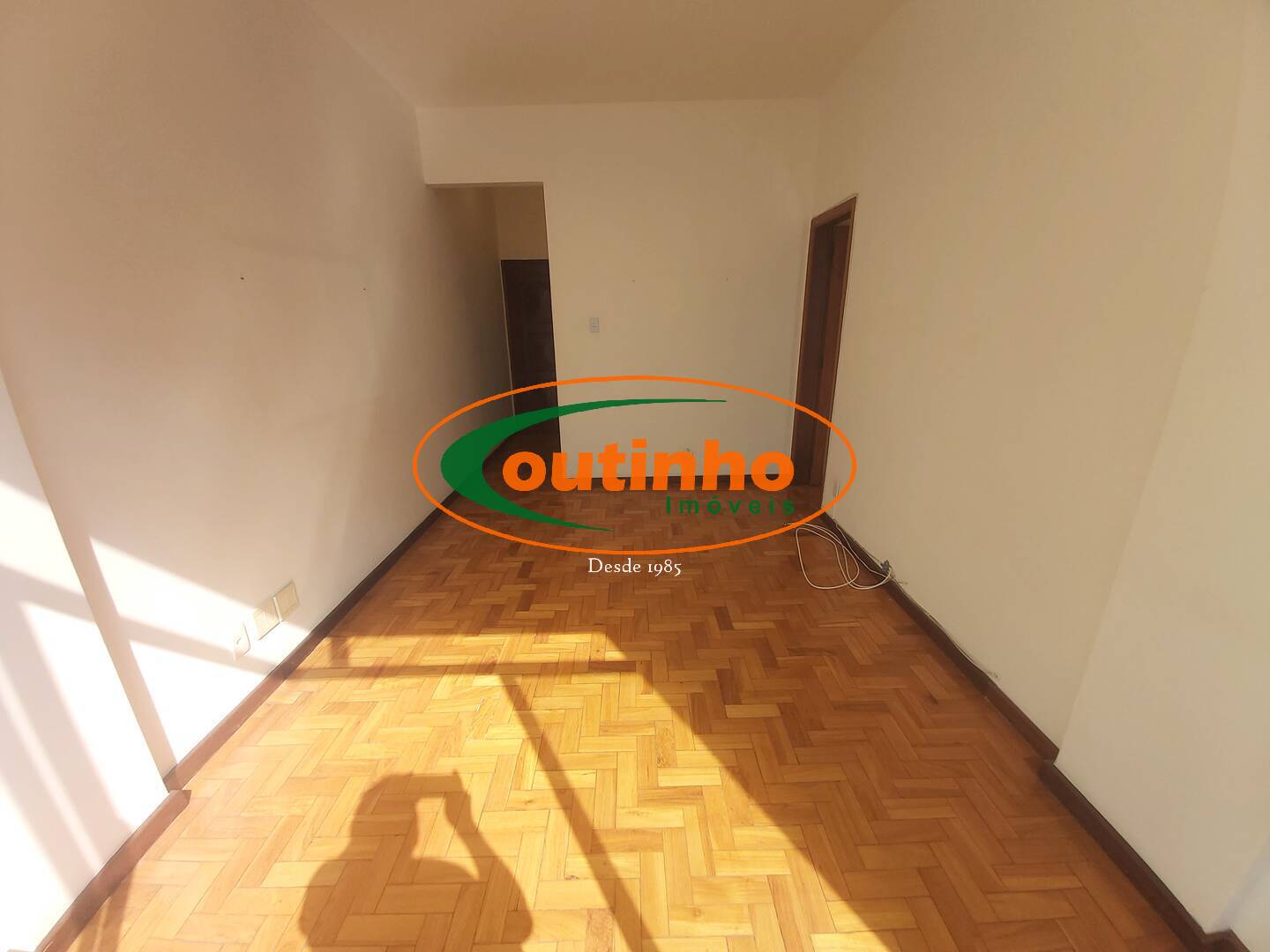 Apartamento à venda com 2 quartos, 69m² - Foto 5