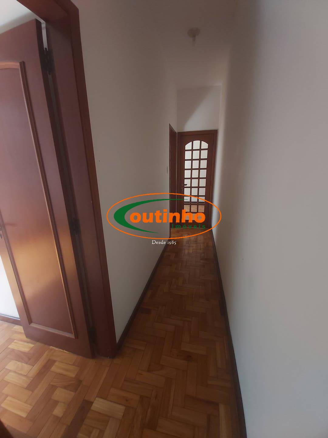 Apartamento à venda com 2 quartos, 69m² - Foto 12