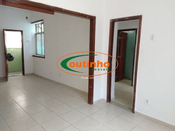 Apartamento à venda com 2 quartos, 105m² - Foto 4