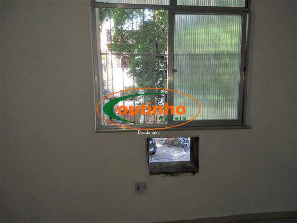 Apartamento à venda com 2 quartos, 105m² - Foto 10