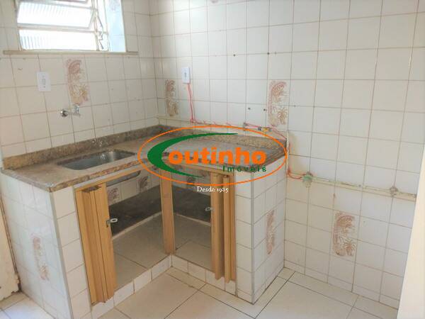 Apartamento à venda com 2 quartos, 105m² - Foto 13