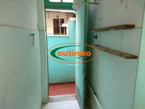 Apartamento à venda com 2 quartos, 105m² - Foto 17