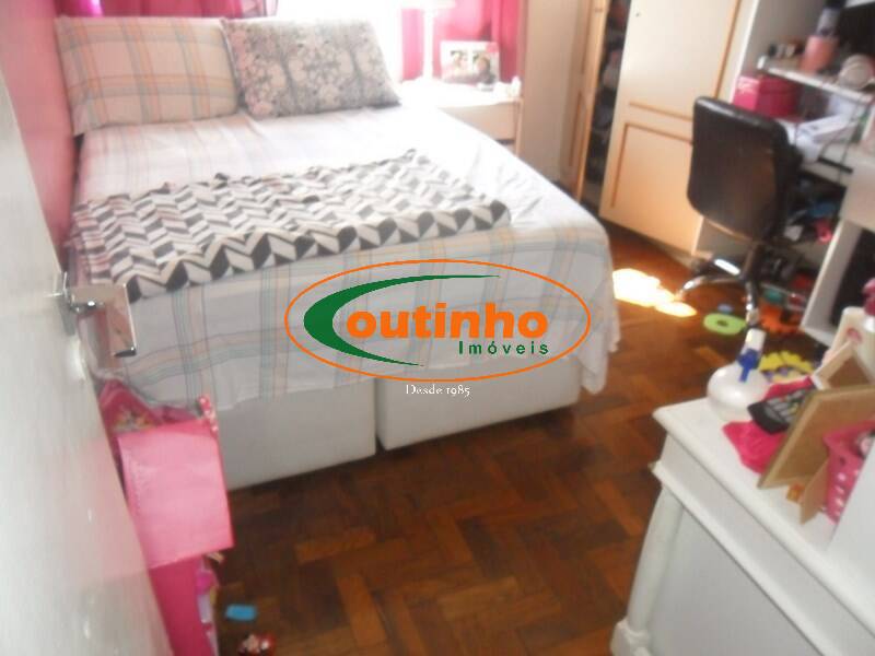 Apartamento à venda com 3 quartos, 121m² - Foto 15