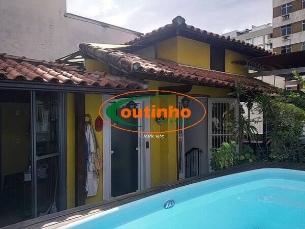 Casa à venda com 3 quartos, 270m² - Foto 4